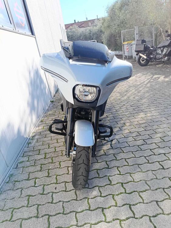 Harley-Davidson Street Glide (2024 - 25) (4)