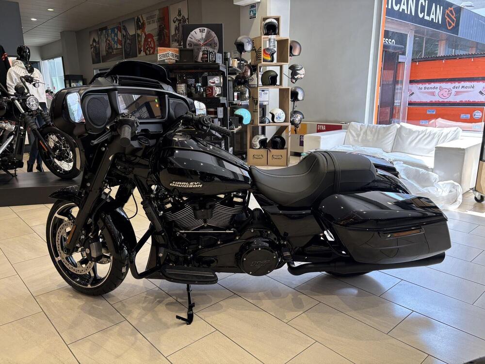 Harley-Davidson Street Glide (2024 - 25)