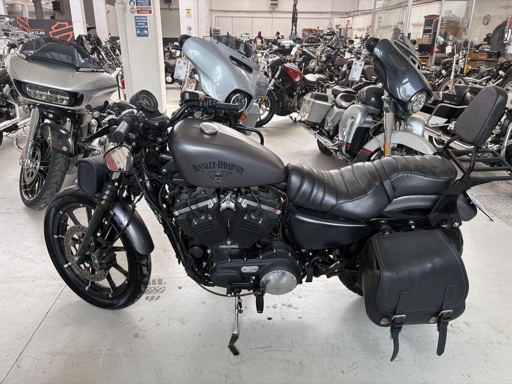 Harley-Davidson 883 Iron (2014 - 16) - XL 883N (5)