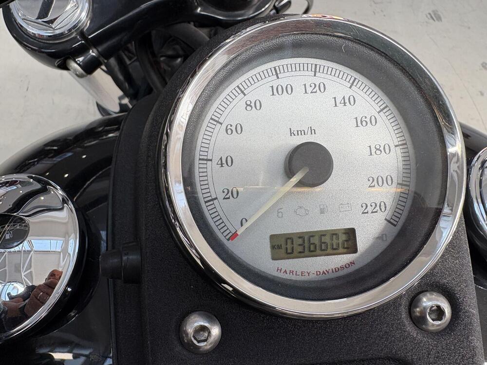 Harley-Davidson 1584 Street Bob (2008 - 15) - FXDB (4)