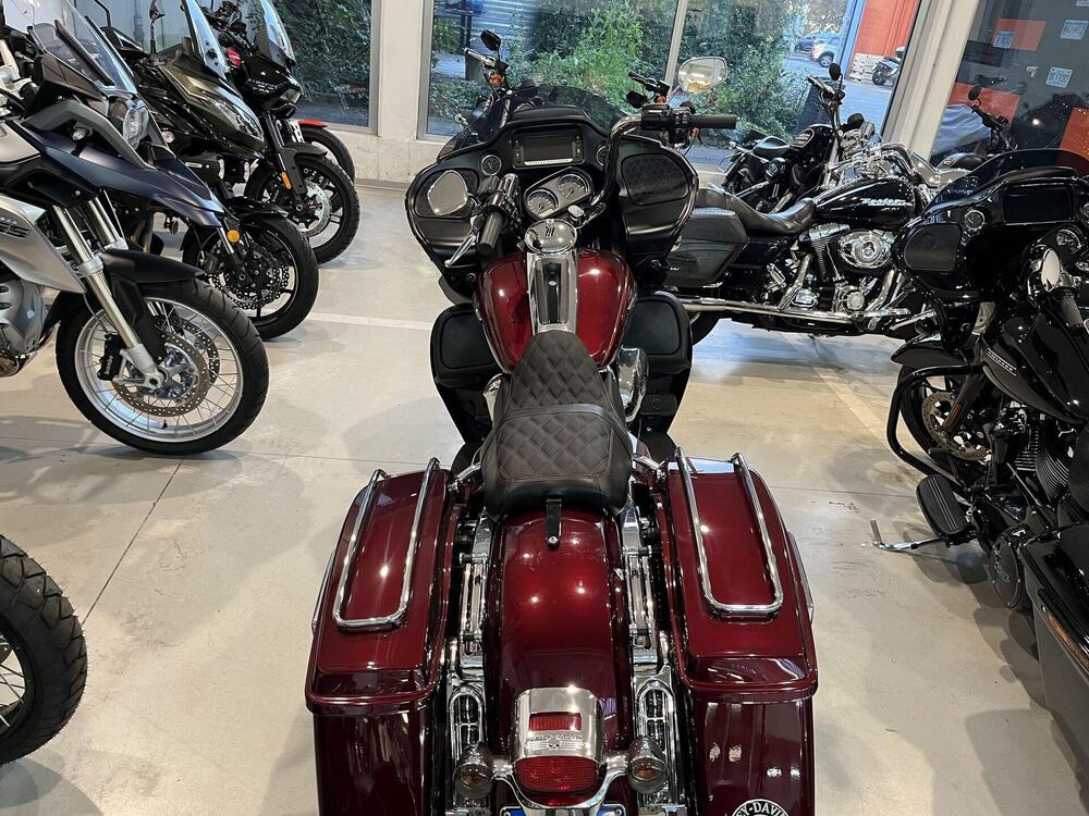 Harley-Davidson 107 Road Glide Ultra (2016) - FLRTU (5)