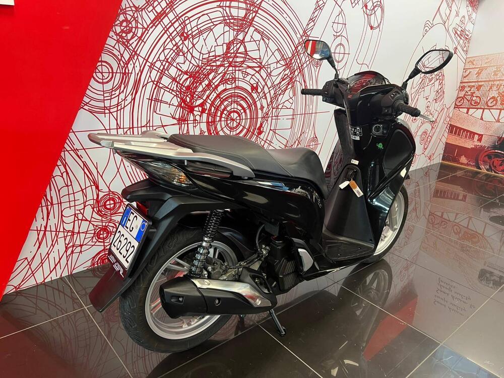 Honda SH 125 i ABS (2013 - 17) (5)