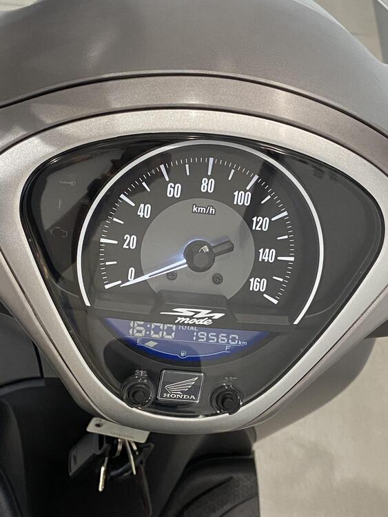 Honda SH 125 Mode (2021 - 23) (3)