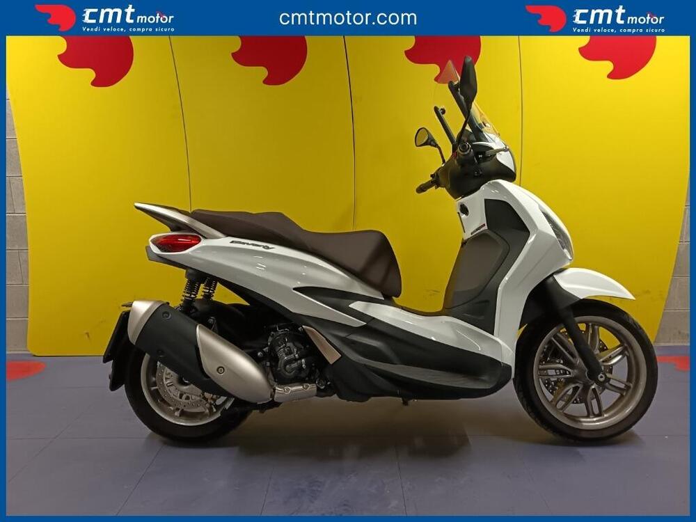 Piaggio Beverly 300 Hpe (2021)
