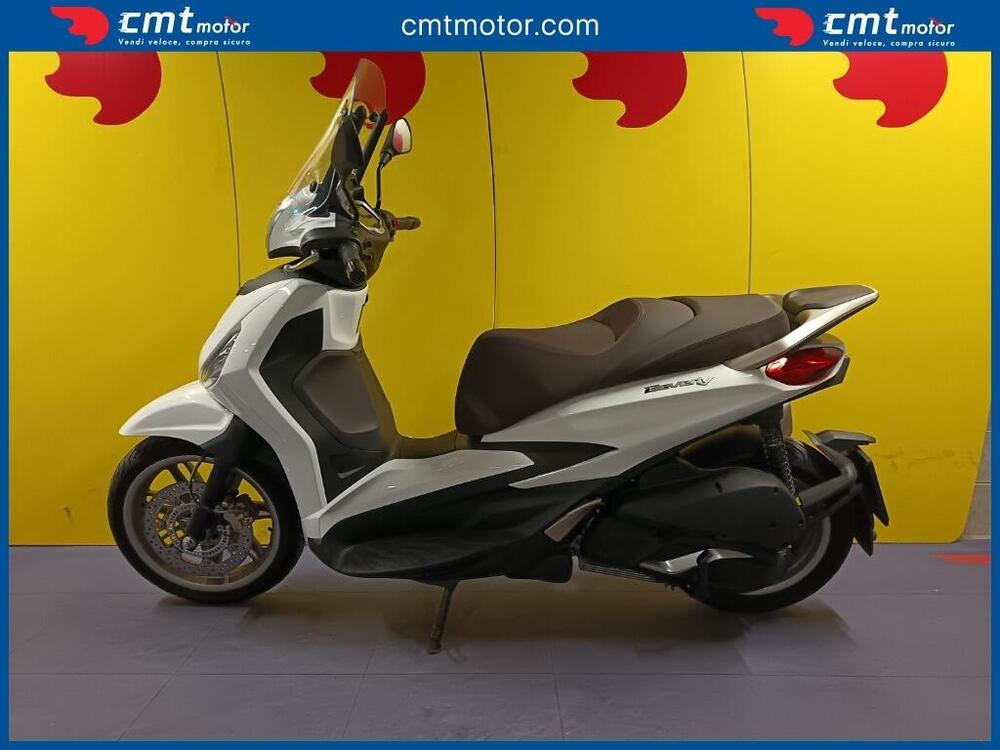 Piaggio Beverly 300 Hpe (2021) (3)