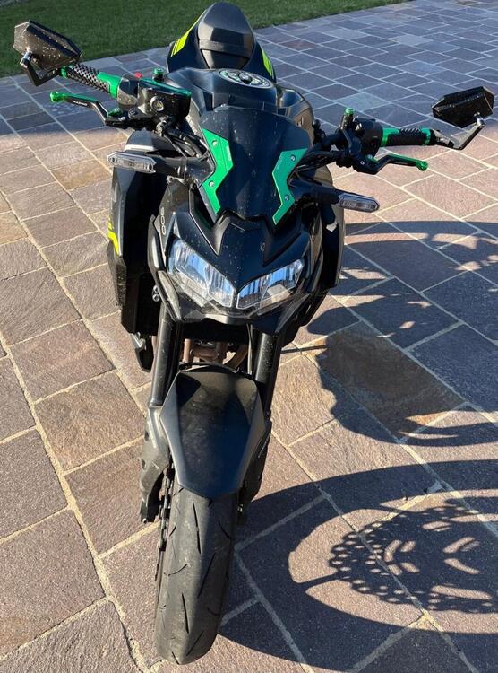 Kawasaki Z 900 (2021 - 24) (2)