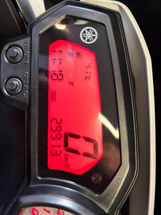 Yamaha FZ8 (2013 - 16) (5)