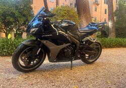 Honda CBR 600 RR (2007 - 08) usata