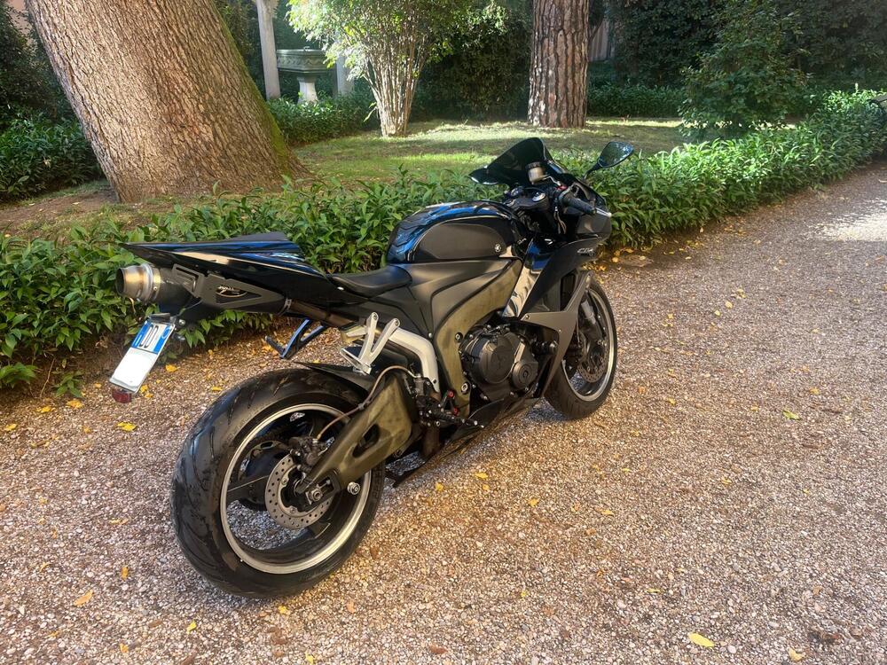 Honda CBR 600 RR (2007 - 08) (4)