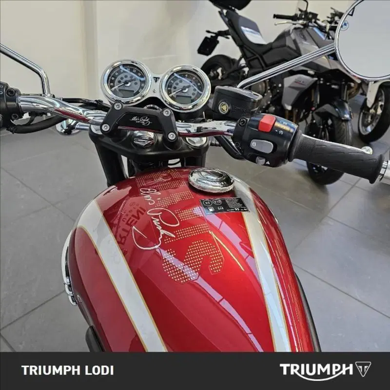 Triumph Bonneville T120 Elvis (2024 - 26) (5)