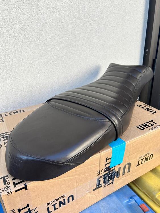 Unit Garage sella pelle x Bmw Ninet scrambler (3)