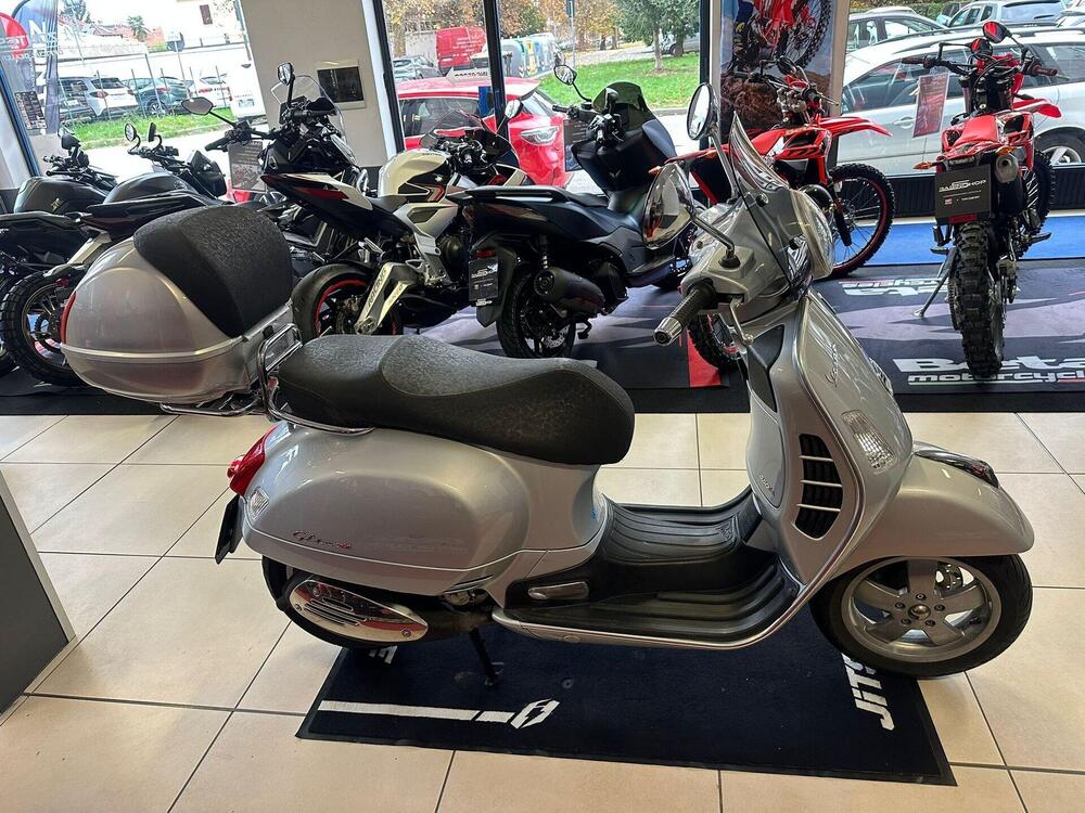 Vespa GTS 250 i.e. (4)