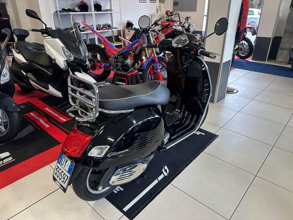 Vespa GTS 300 Super (2008 - 16) (3)