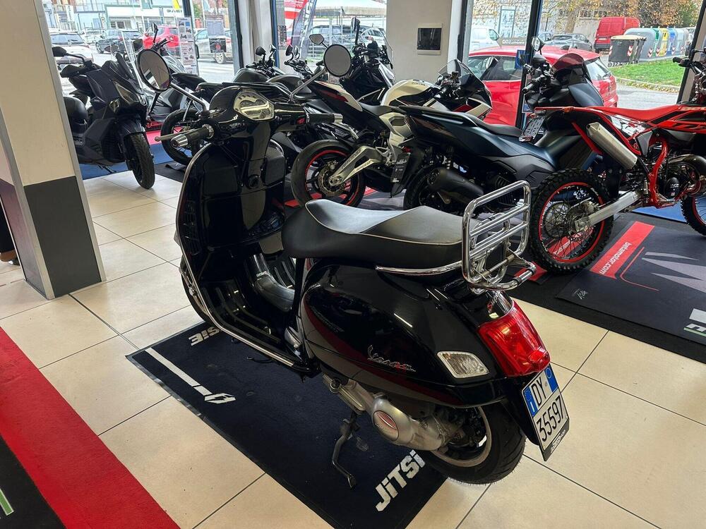 Vespa GTS 300 Super (2008 - 16) (5)