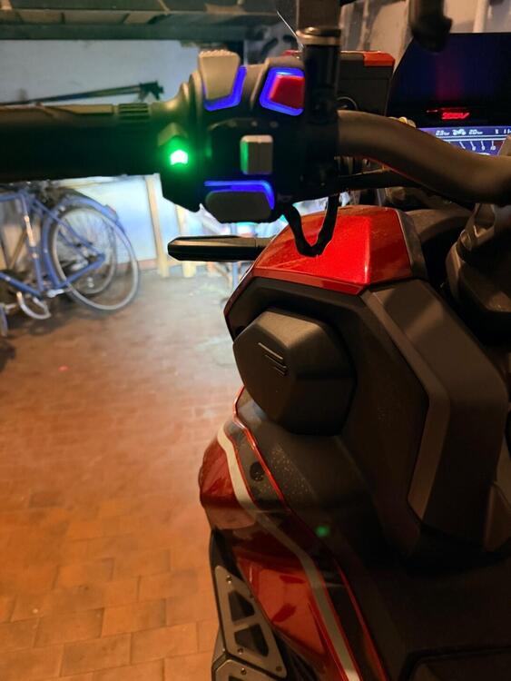 Kl Brera X 300 (2022 - 24) (2)