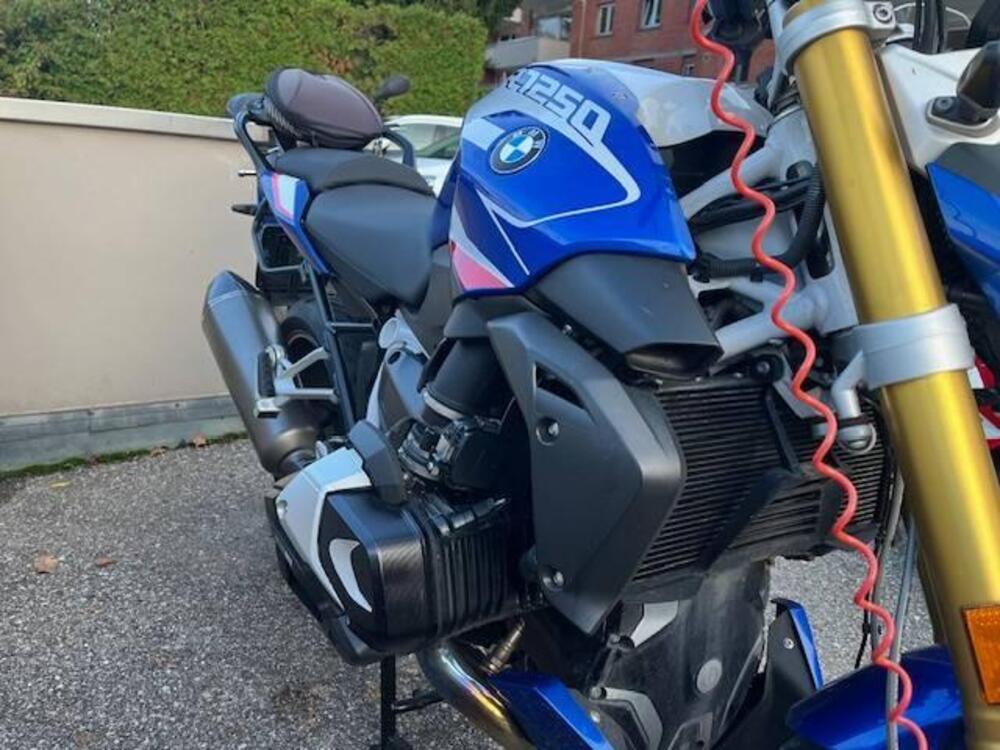 Bmw R 1250 R (2021 - 25) (4)