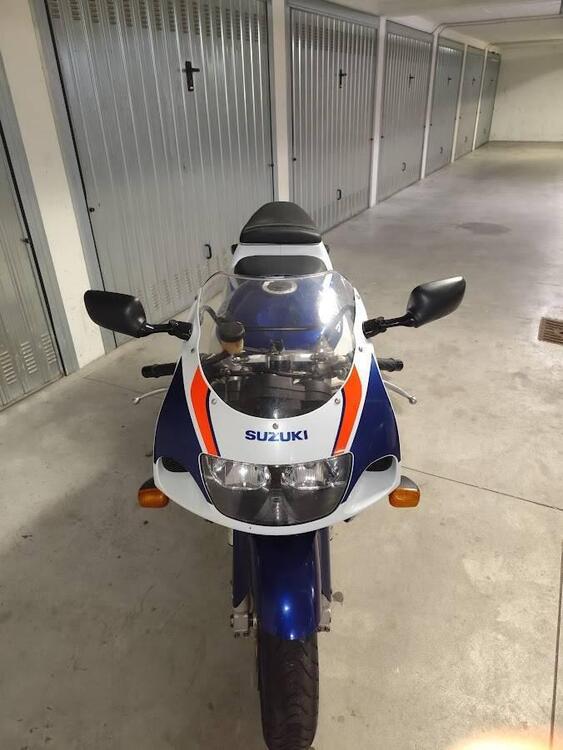 Suzuki GSX R 750 SRAD (3)