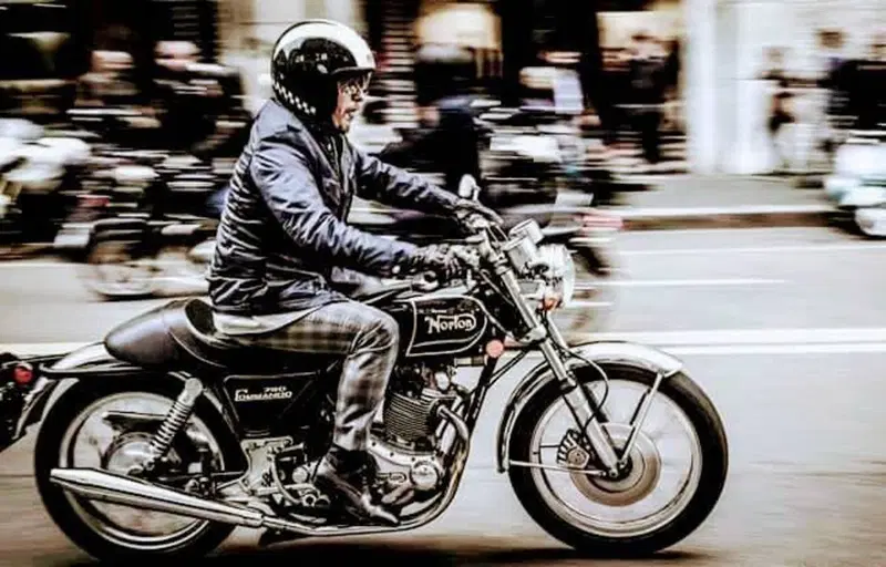 Norton Commando  (4)
