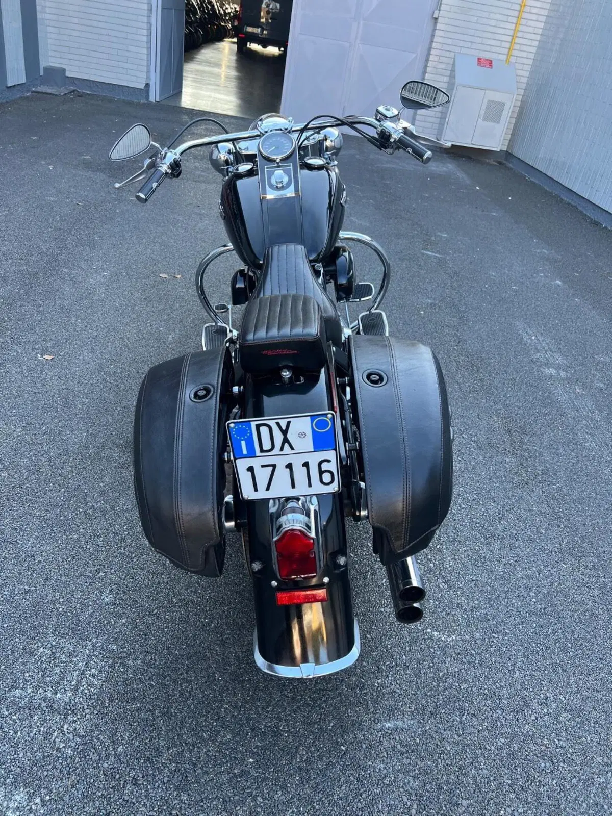 Harley-Davidson 1584 Deluxe (2007 - 08) - FLSTN (4)