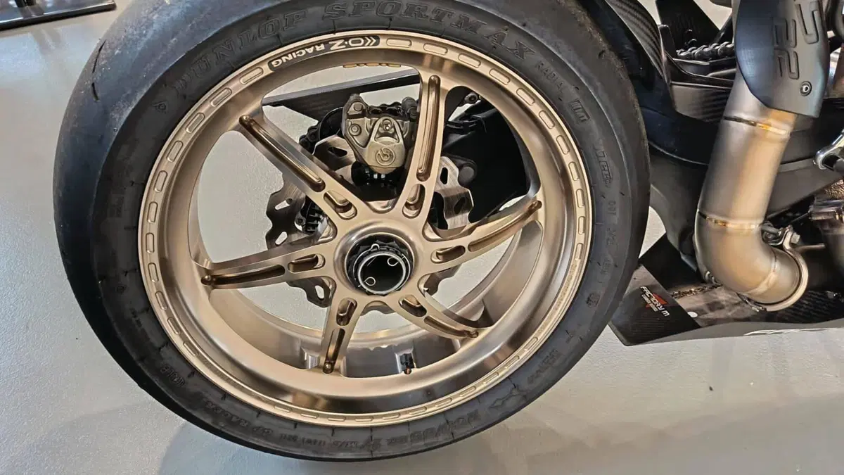 KTM 1390 Super Duke R EVO (2024 - 26) (6)