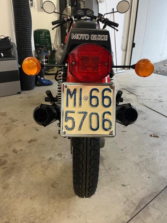 Moto Guzzi Le Mans I (3)