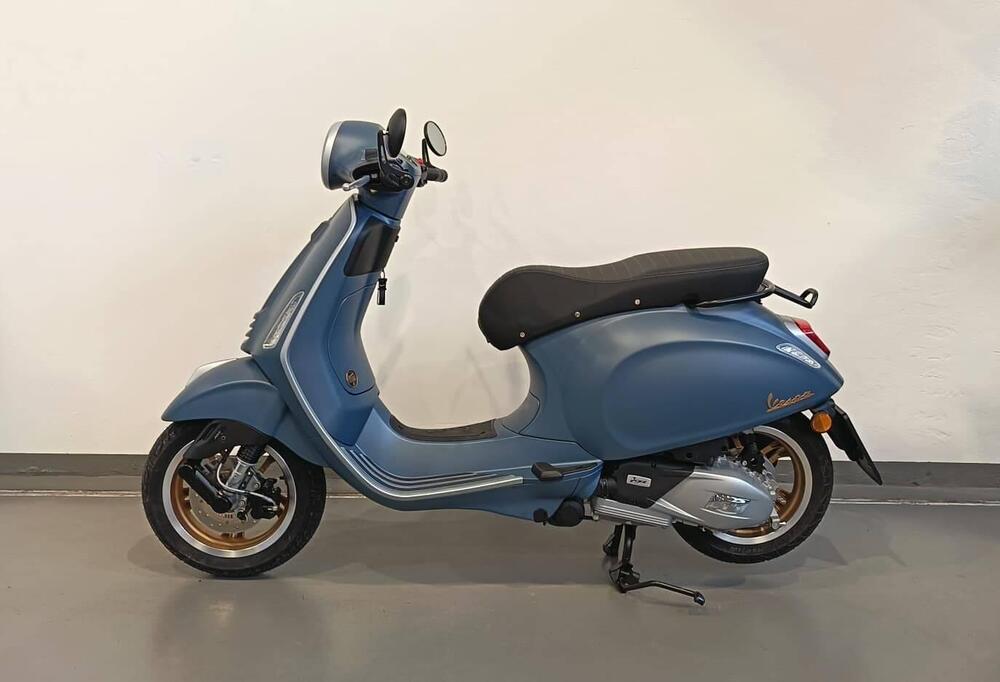 Vespa Primavera 125 80th (2026)