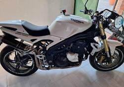 Triumph Speed Triple 1050 (2005 - 11) usata