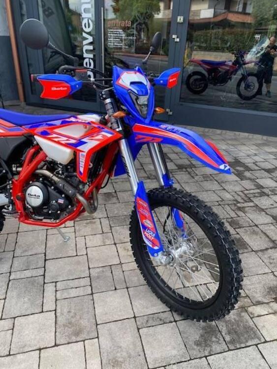 Betamotor RR 125 4T Enduro R (2024 - 25) (2)