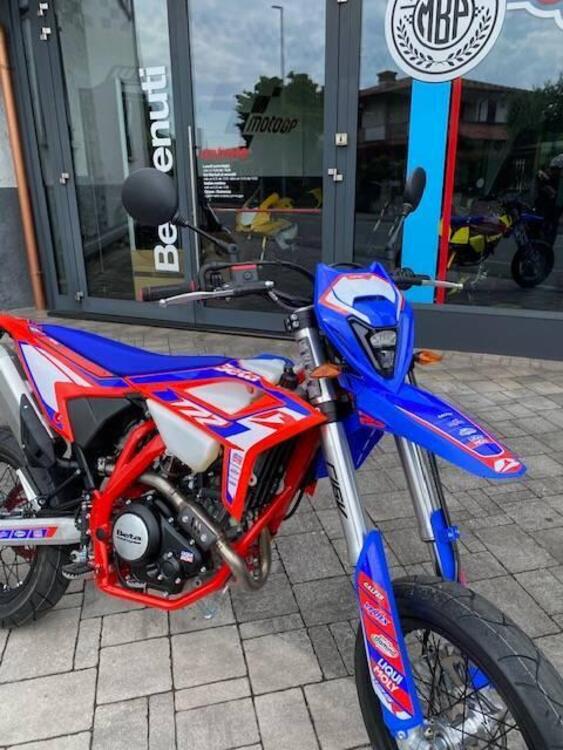 Betamotor RR 125 4T Motard R (2025) (5)