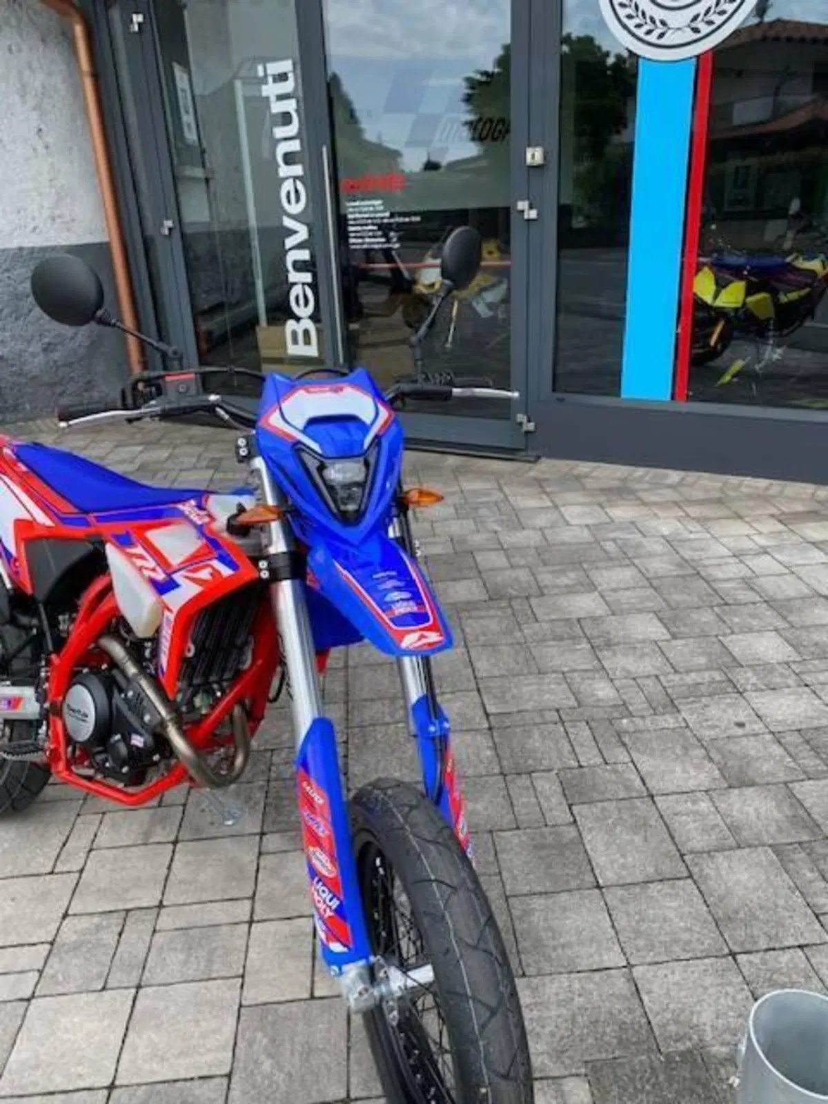 Betamotor RR 125 4T Motard R (2025 - 26) (6)