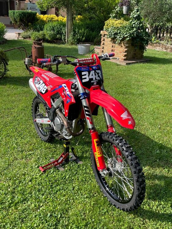 Honda CRF 250 R (2023) (2)