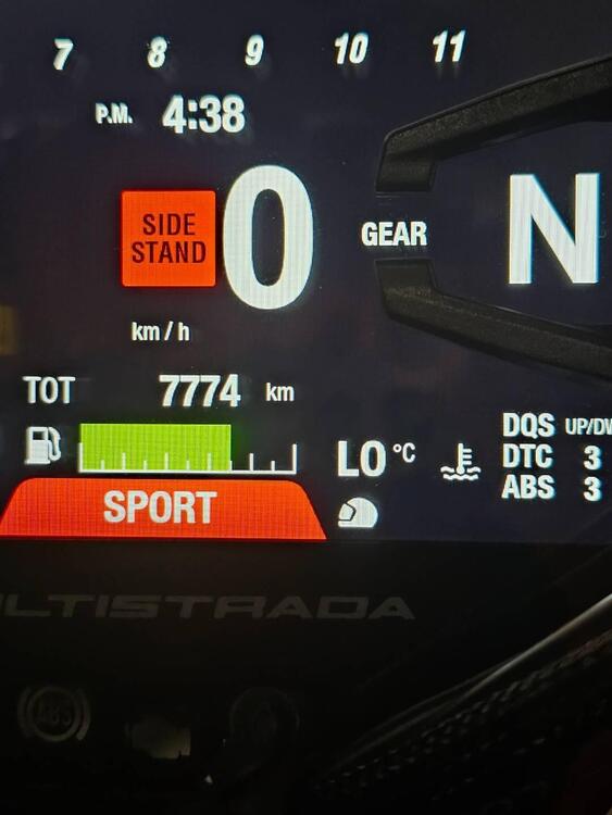 Ducati Multistrada V2 S (2022 - 24) (4)