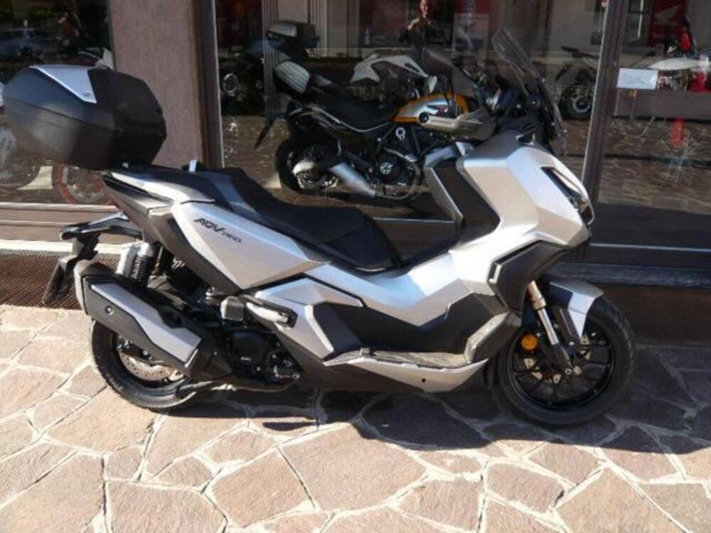 Honda ADV 350 (2022 - 24) (3)