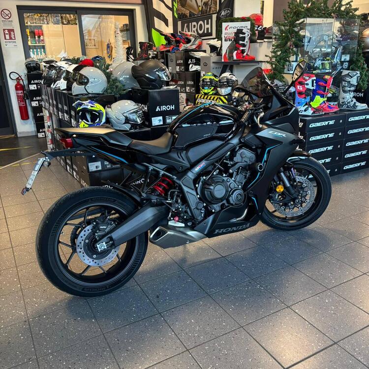 Honda CBR 650 R (2021 - 23) (5)