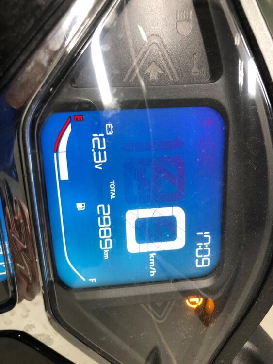 Honda SH 150i Sport (2024 - 25) (3)