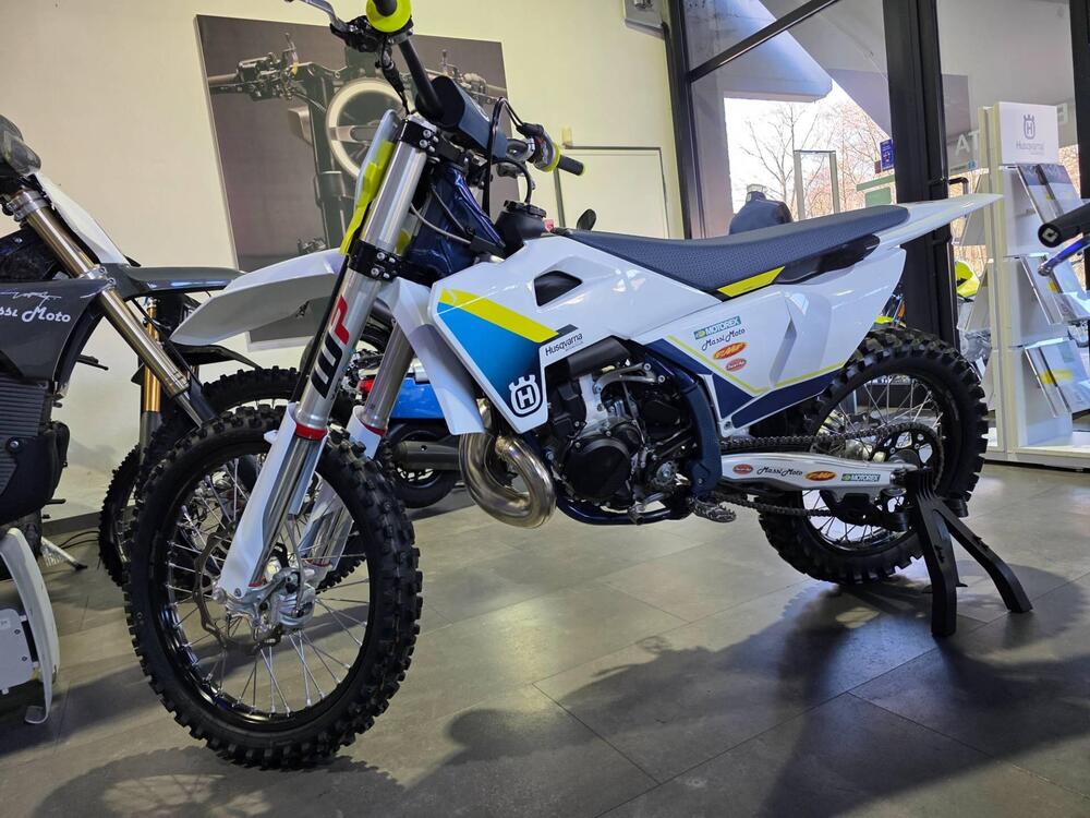 Husqvarna TC 250 (2024) (3)
