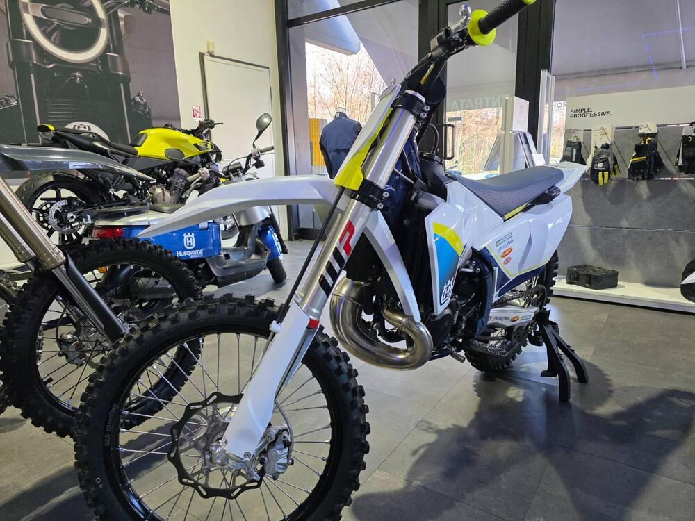 Husqvarna TC 250 (2024) (4)