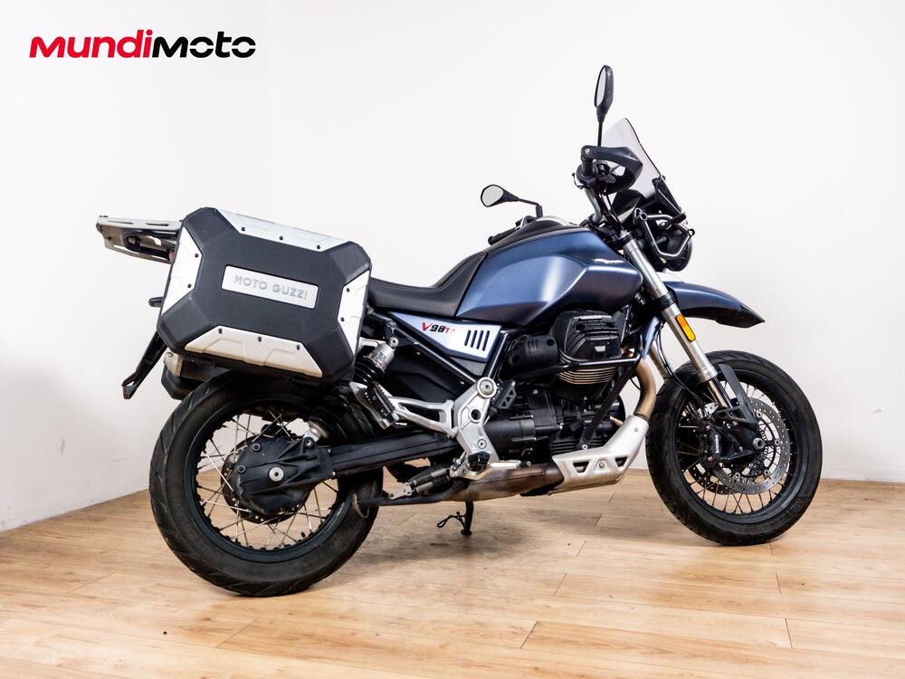 Moto Guzzi V85 TT (2024 - 25) (3)