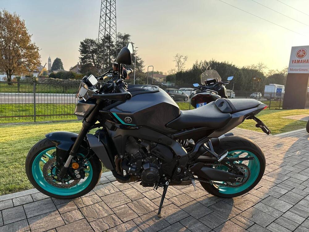 Yamaha MT-09 Y-AMT (2024 - 25)