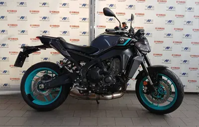 Yamaha MT-09 Y-AMT (2024 - 26) nuova