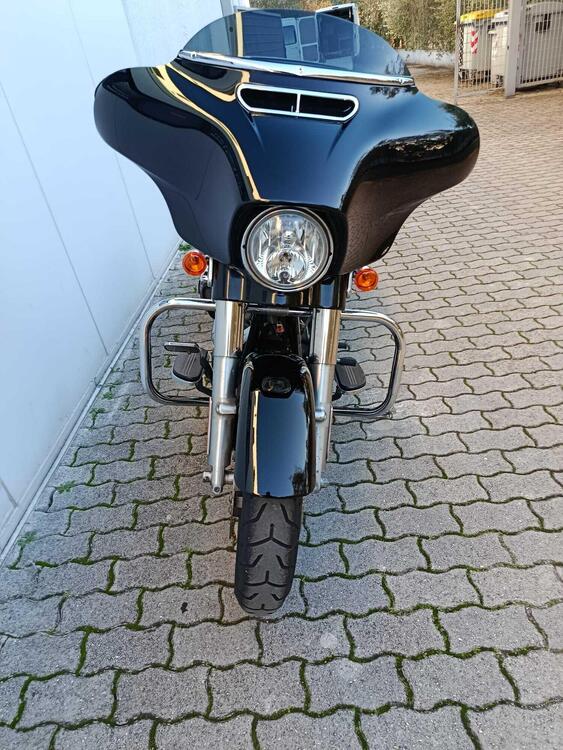 Harley-Davidson 107 Street Glide (2017 - 19) - FLHX (5)