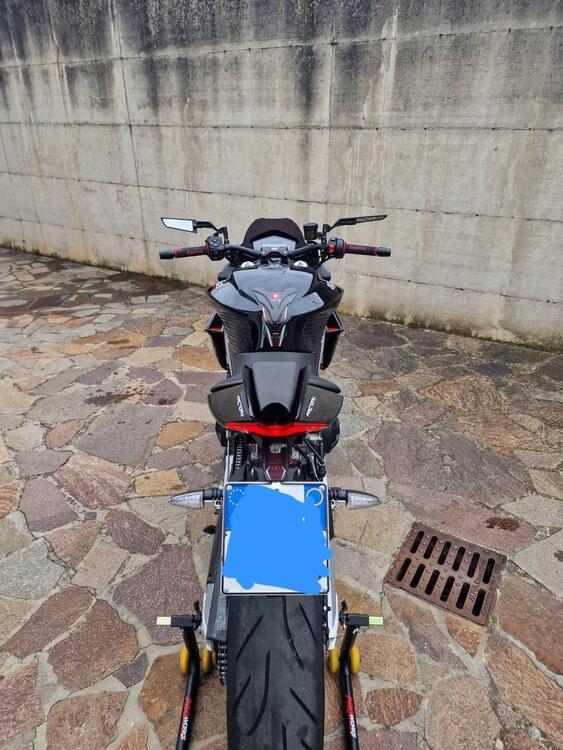 Aprilia Tuono 660 Factory (2022 - 24) (4)