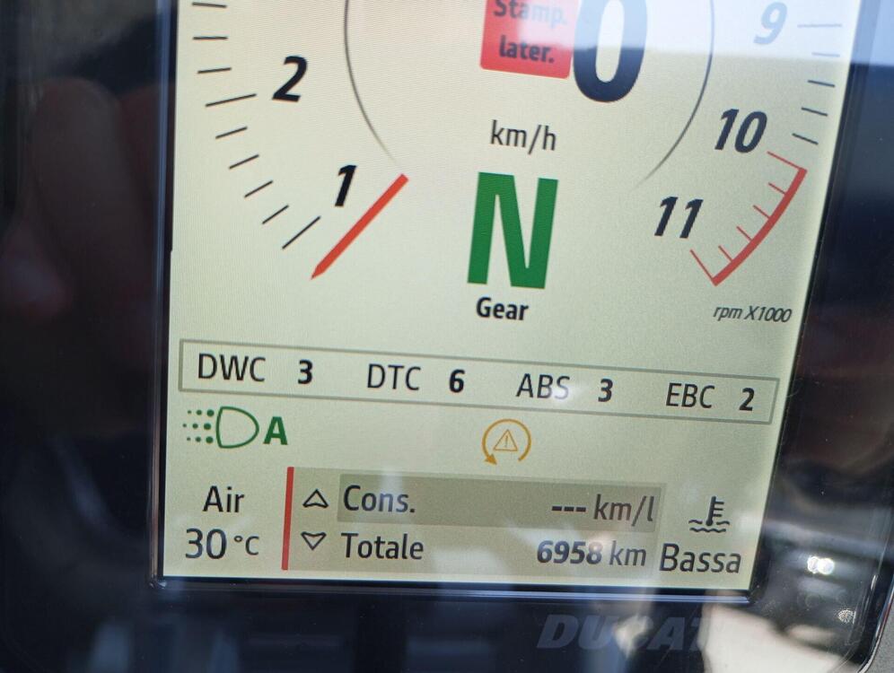 Ducati DesertX (2022 - 25) (5)