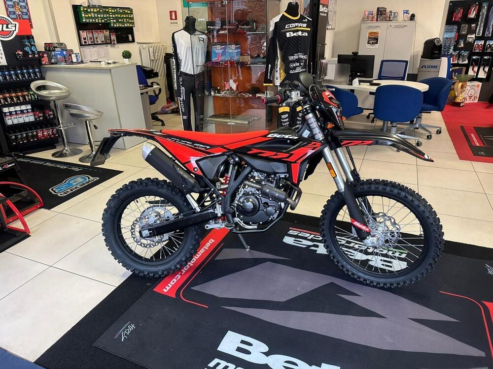 Betamotor RR 125 4T Enduro T (2025) (2)