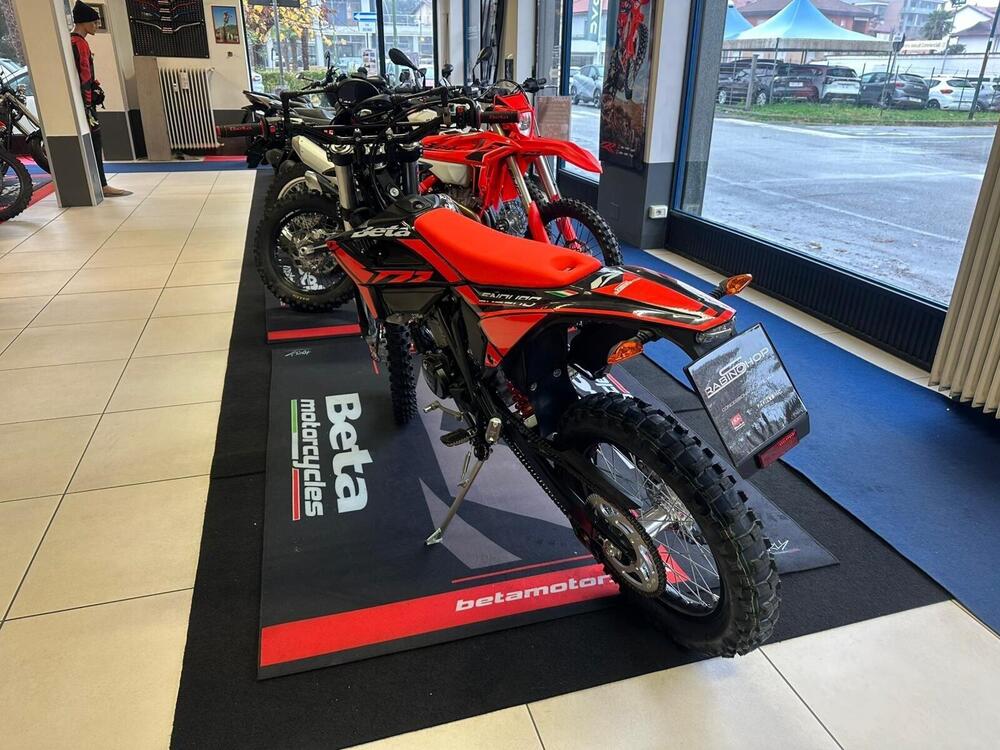 Betamotor RR 125 4T Enduro T (2025) (5)