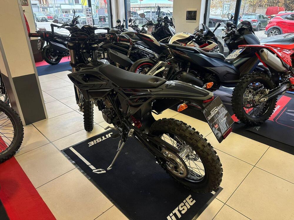Betamotor RR 125 4T Enduro T - X Special Edition (2025) (5)