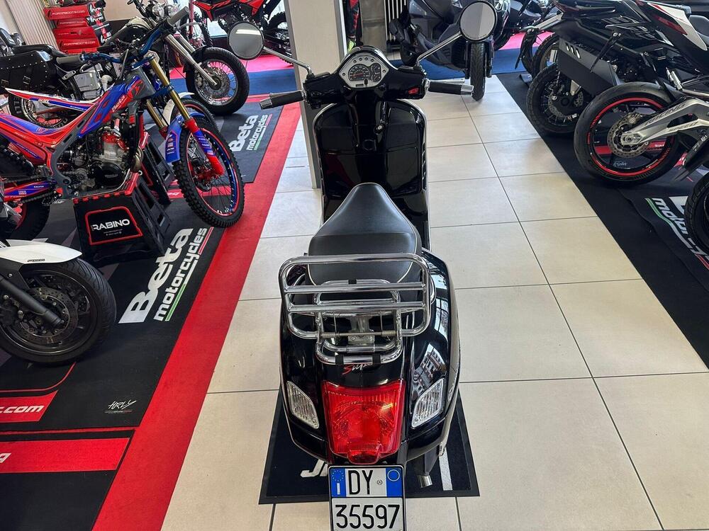 Vespa GTS 300 Super (2008 - 16) (4)