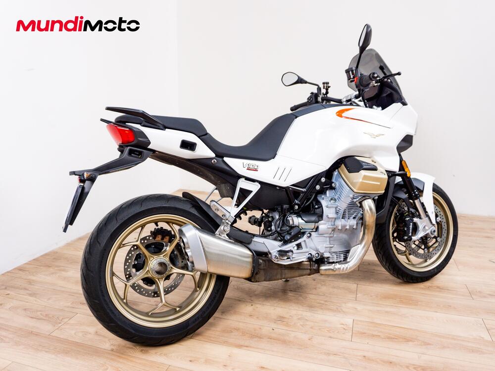 Moto Guzzi V100 Mandello (2022 - 24) (2)