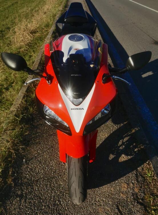 Honda CBR 1000 RR Fireblade (2006 - 07) (3)