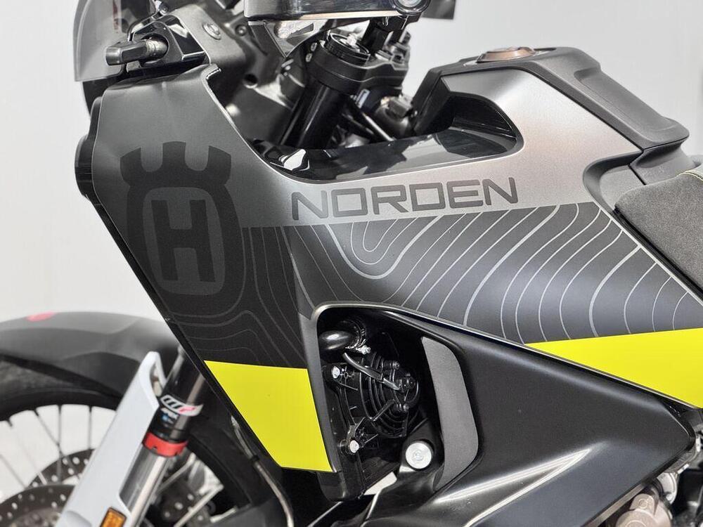 Husqvarna Norden 901 (2022 - 25) (3)